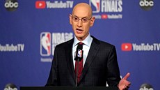 Adam Silver na tiskové konferenci p�ed finále NBA