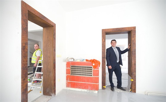 V budov� �koly v Kamenickém �enov� vzniká centrum odborné sklá�ské výuky....