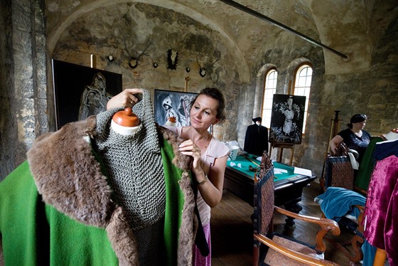 Na hradu Valdštejn připravují výstavu kostýmů z husitské trilogie režiséra...