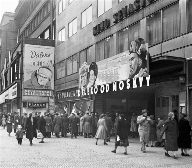 Kino Sevastopol vystídala muzikálová pedstavení Divadla Broadway.