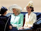 Vévodkyn Camilla a vévodkyn Kate (Trooping the Colour, Londýn, 8. ervna 2019)