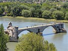 Avignonský most byl postaven jen dva roky ped naím Karlovým mostem, v roce...