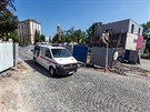 Olomoucká fakultní nemocnice zbourala budovu vrátnice a brány v ulici I. P....