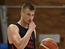 Jan Zídek na tréninku basketbalové reprezentace do 20 let