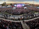 Stadion v Kr�lov� Poli za�il v sobotu velkou koncertn� show kapely s frontmanem...