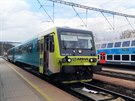 Motorov� jednotka �ady 845 spole�nosti Arriva na m�stsk� lince S49 z Roztok u...