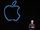 éf spolenosti Apple Tim Cook pedstavuje novinky na výroní vývojáské...