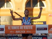 Yassine Rachik vtz v eskobudjovickm plmaratonu.