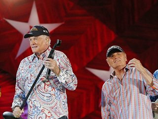 Oslavy Dne nezávislosti se v Bostonu konaly kvůli obavám z hurikánu o den...