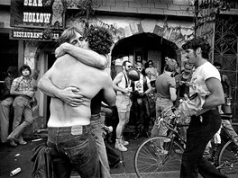 Demonstrace za práva neheterosexuálních menin na Castro Street v San...