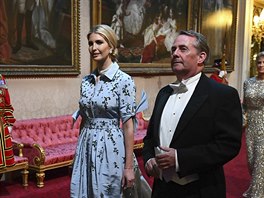 Ivanka Trumpová a britský ministr mezinárodního obchodu Liam Fox na státnickém...