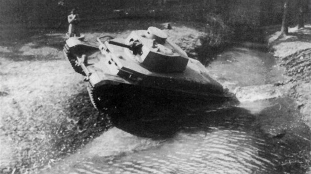 Prvn prototyp tanku Praga V-8-H