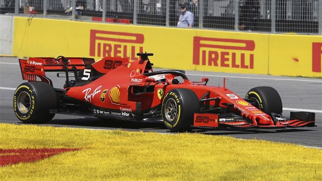 Sebastian Vettel ve Velk cen Kanady formule 1.
