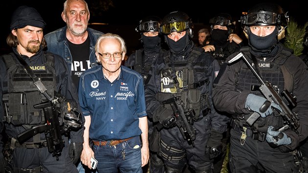 Re�is�r Ji�� Svoboda p�i nat��en� Vysok� hry