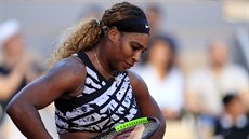 Zamylená Serena Williamsová ve tetím kole Roland Garros