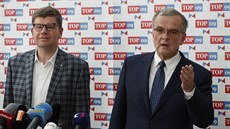 Tisková konference TOP 09 ped jednáním Snmovny, na snímku zleva pedseda TOP...