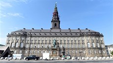 Budova dánského parlamentu v Kodani v den zaátku parlamentních voleb v zemi....