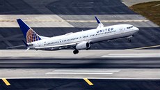Boeing 737 americké spolenosti United Airlines
