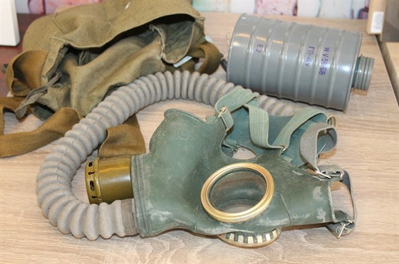 Na internetu je možné zakoupit stejné plynové masky, které používaly vojáci v...