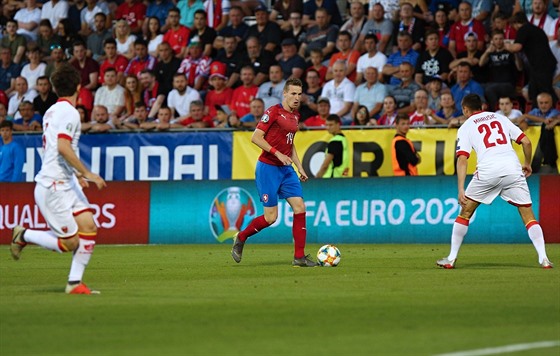 eský fotbalista Jakub Jankto v utkání proti erné Hoe.