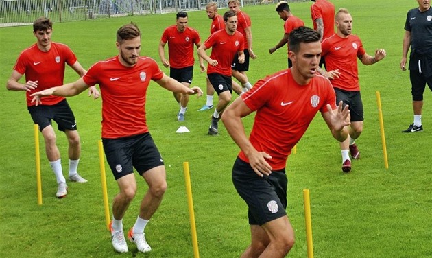 Fotbalisté Brna zacílí na dva postupy, o soutěž výš chce i béčko