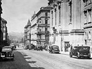Resslova ulice 18. 6. 1942. Vpravo kostel svatých Cyrila a Metodje, dole Vltava