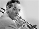 Glenn Miller na propaganí fotografii z roku 1942