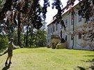 Chotboský zámek je sídlem rodiny Dobrzenských. Vrácen jim byl v restituci...