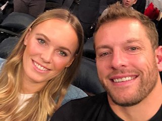 Caroline Wozniacká se vdala za Davida Leeho.