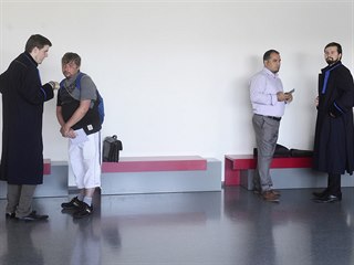 Radim Král (vlevo) čelí u olomouckého krajského soudu společně s Mohamadem...
