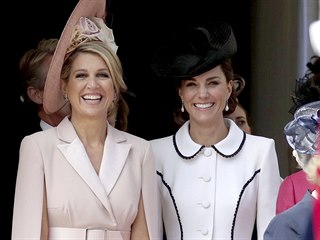Nizozemská královna Máxima a vévodkyně z Cambridge Kate (Windsor, 17. června...