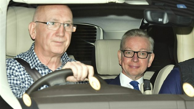 Michael Gove potvrdil kompromitujc epizodu ze sv minulosti. Jako mlad novin si pr vyzkouel kokain. (10. erven 2019)