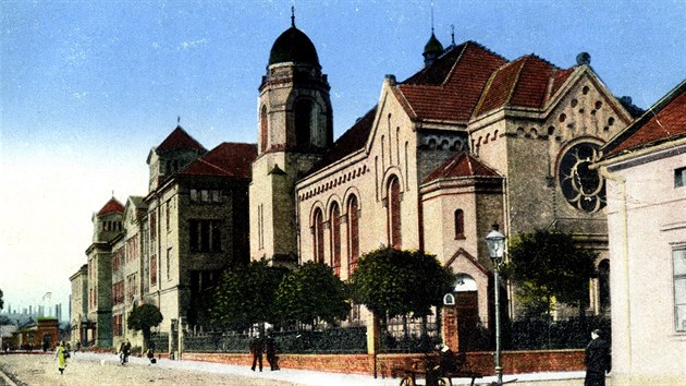 Synagoga ve Vítkovicích patřila mezi architektonické skvosty.