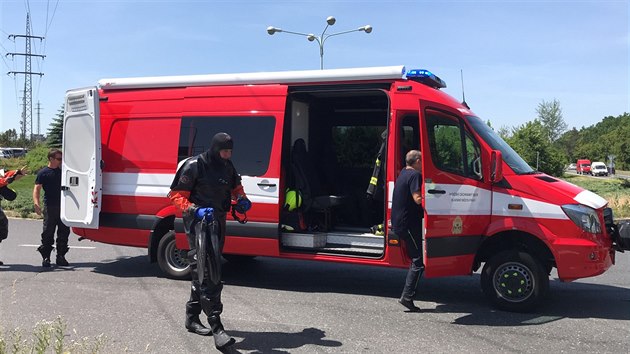 idi kody Fabia vjel po stetu s dodvkou v Prhonicch do vodn ndre. (14. 6. 2019)