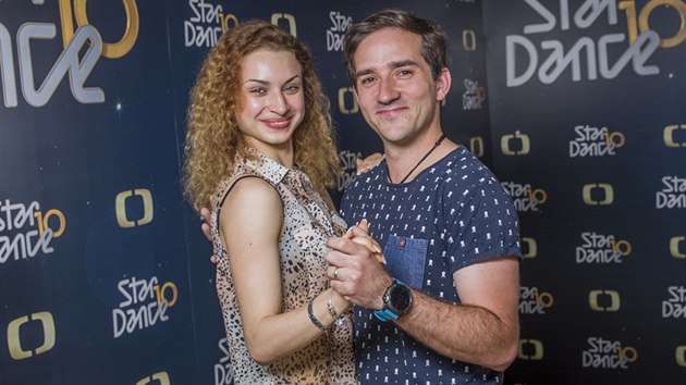 Herec Matouš Ruml s tanečnicí Natálií Otáhalovou (StarDance 2019)