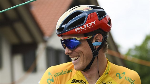 Rohan Dennis ze stje Bahrain-Merida na startu druh etapy Kolem vcarska