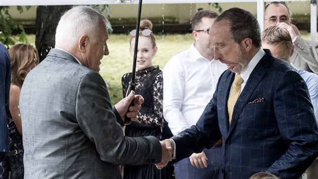 Na oslavy dorazil i syn exprezidenta, Vclav Klaus mlad. (19. ervna 2019).