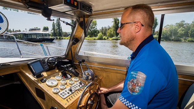 Praha, 14.06.2019, Mstsk policie Praha, lo, Vltava, FOTO MAFRA DAN MATERNA