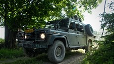 Prastaré vozy UAZ slouí v armád u pes 30 let. etí vojáci s nimi jezdili i do zahraniních misí