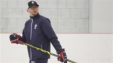Patrik Eliá na tréninku hokejové reprezentace do 20 let.