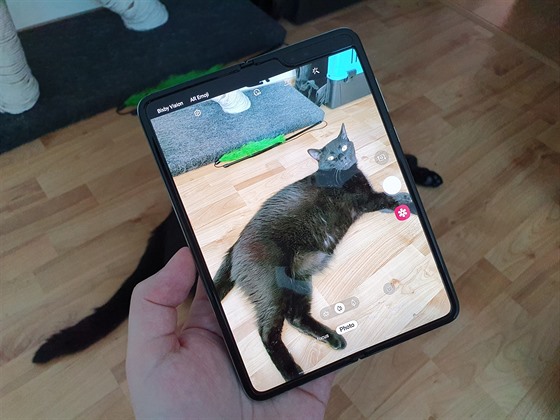 Ohebný smartphone Samsung Galaxy Fold
