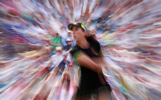 Johanna Kontaová na turnaji v Eastbourne