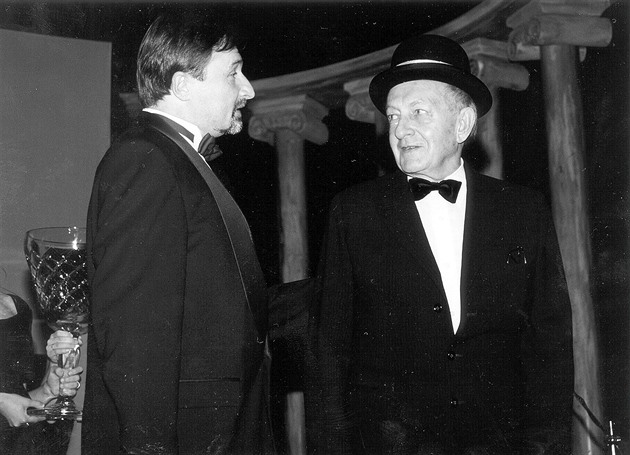 V íjnu 2000, u píleitosti 60 let Horáckého divadla, získal Ladislav Panovec...