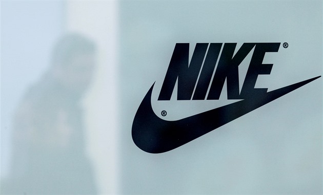 Nike plánuje po celém světě propouštět. Snižuje náklady, čelí konkurenci