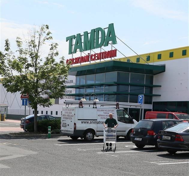 Ve V�ebo�icích vrcholí p�ípravy na otev�ení pobo�ky potraviná�ského a...