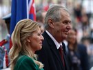 Slovenská prezidentka Zuzana aputová na Praském hrad, kde ji s vojenskými...