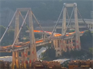 Pilíe Morandiho mostu v italském Janov tsn ped strením (28. 6. 2019)