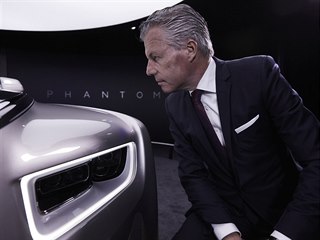 Torsten Müller-Ötvös, šéf značky Rolls-Royce