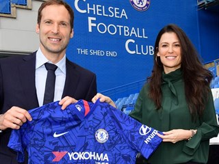 Marina Granovská, ředitelka Chelsea a Petr Čech, nový člen nejužšího vedení...