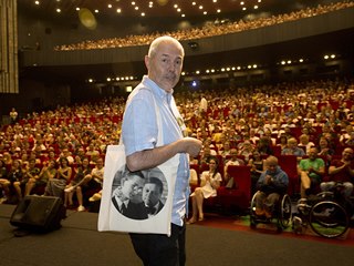Moderátor Marek Eben uvedl 29. června 2019 zrestaurovaný film Spalovač mrtvol...